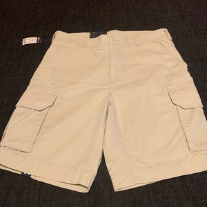 Men’s Cargo shorts. Size 34. NWT